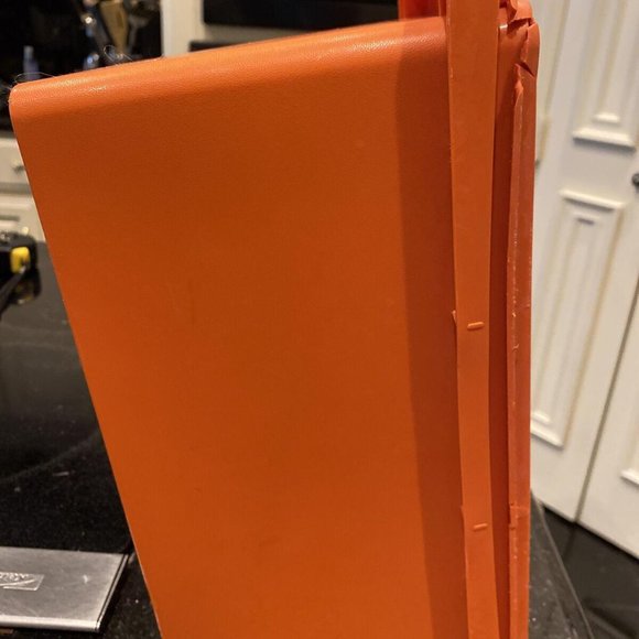 Tupperware - Craft / Large Storage Container Orange - Picture 3 of 4